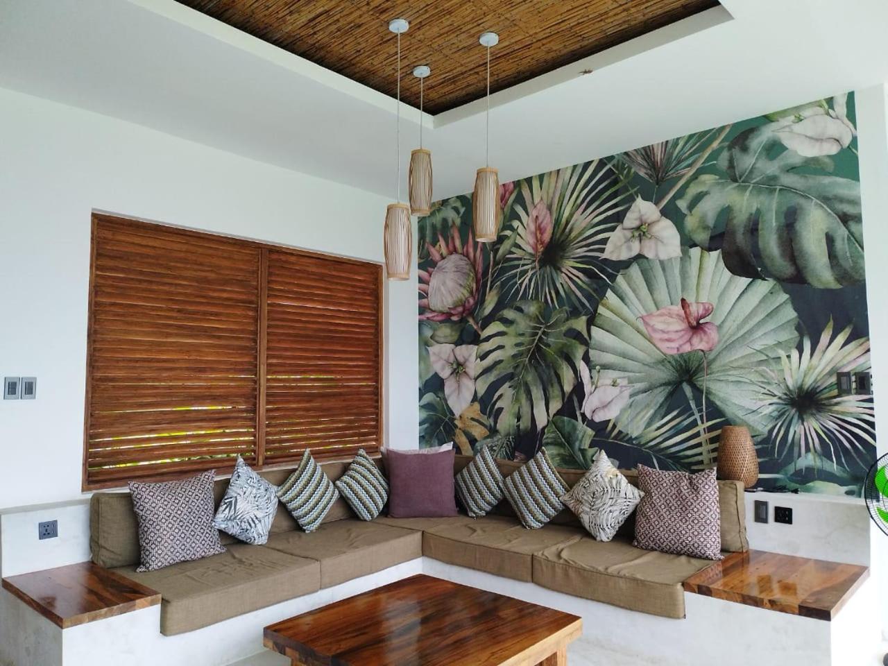Mango Tree Siargao Villa Хенерал Луна Екстериор снимка