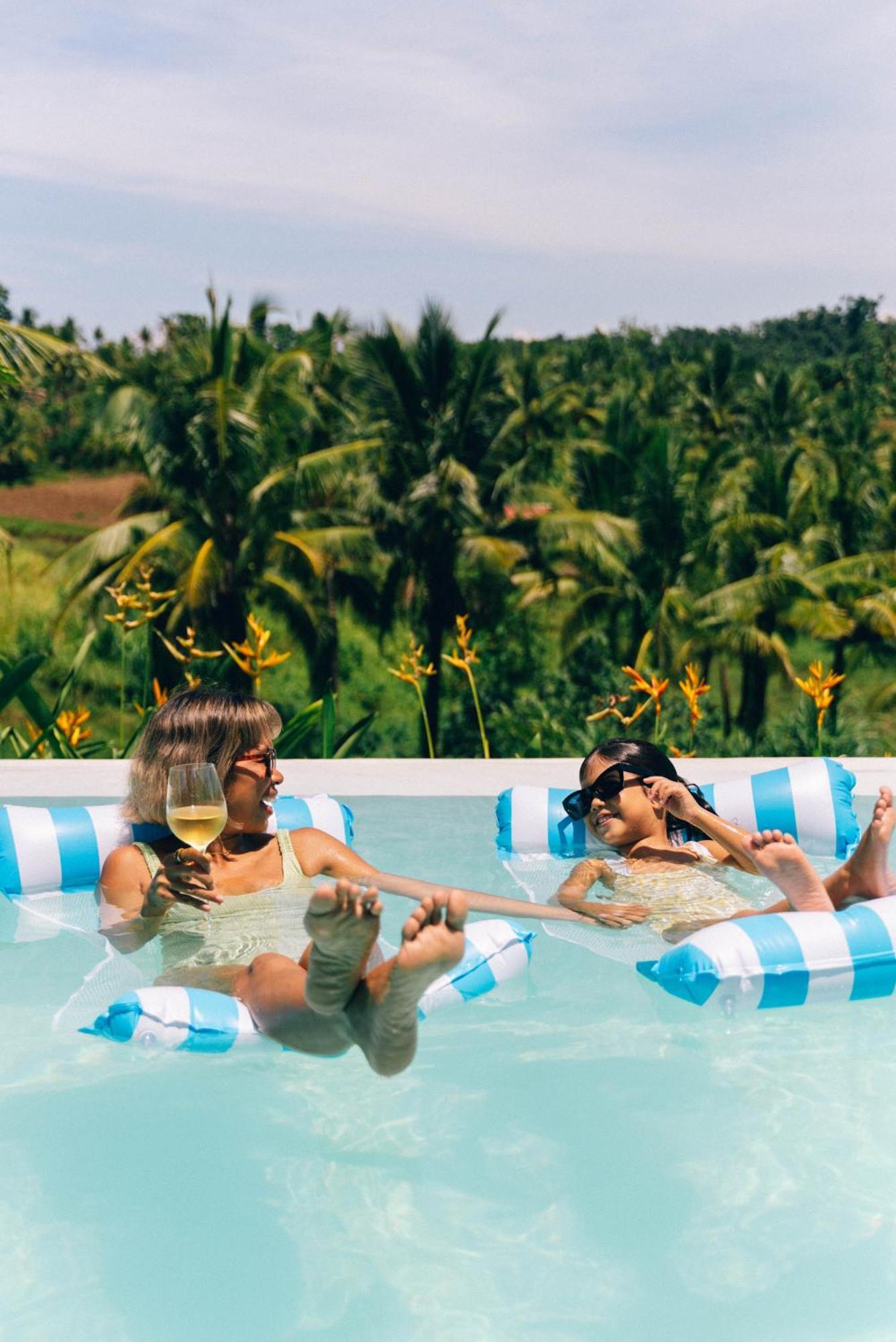 Mango Tree Siargao Villa Хенерал Луна Екстериор снимка