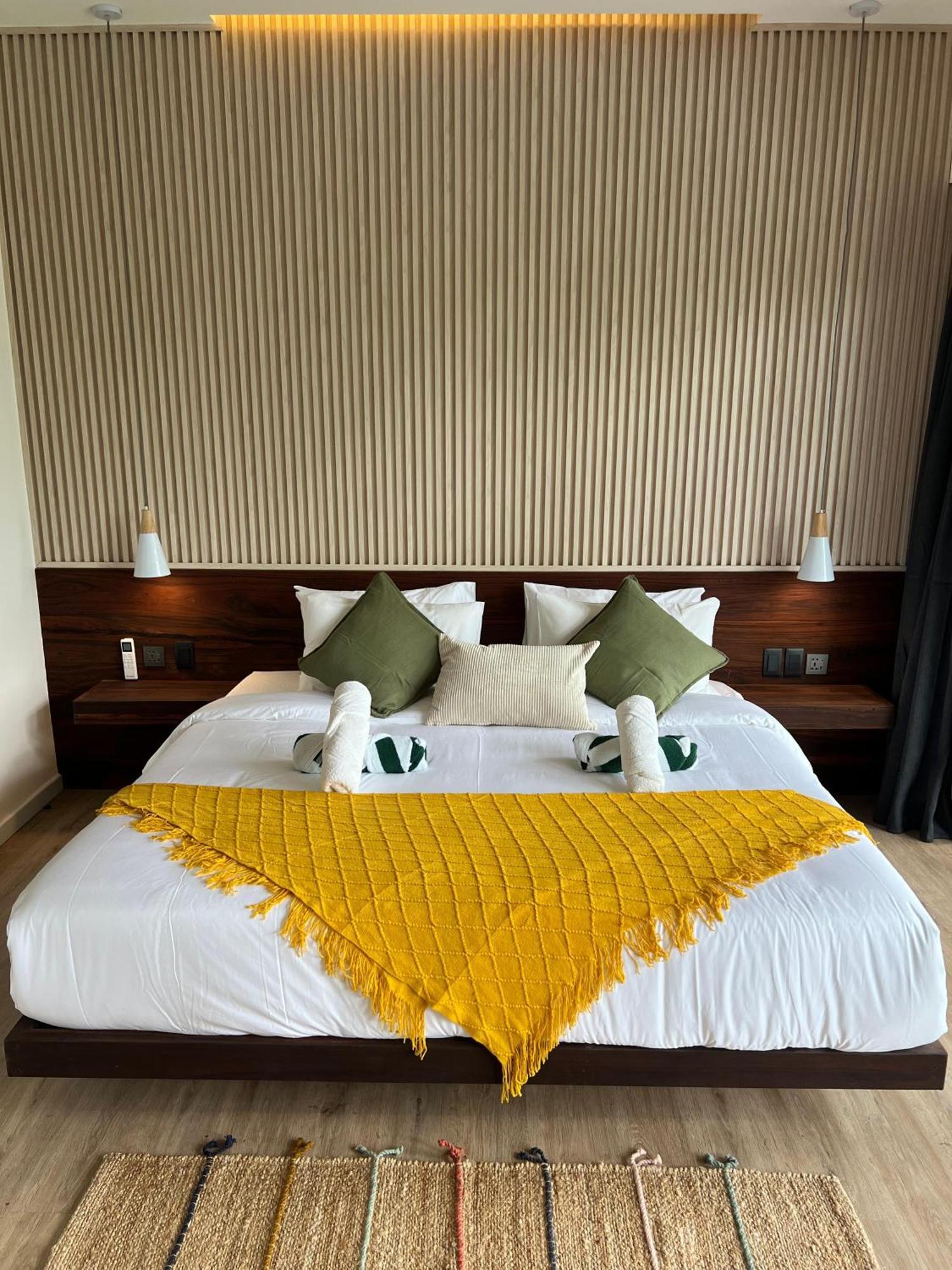 Mango Tree Siargao Villa Хенерал Луна Екстериор снимка